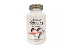 Flaske med omega-3-kapsler for hjertehelse og daglig fettsyrestøtte.