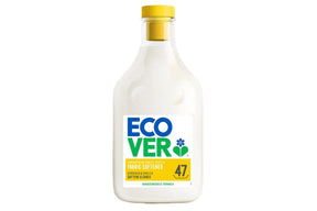 Flaske med Ecover tøymykner med gardenia- og vaniljeduft.