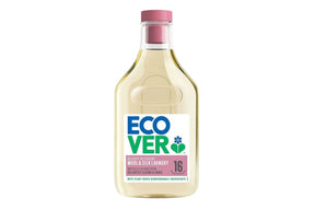 Flaske med Ecover ullvaskemiddel for skånsom tekstilvask.