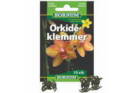 Ti grønne klemmer som støtter orkidéblomster.